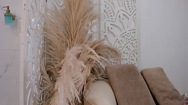 chloe_miller7 webcam