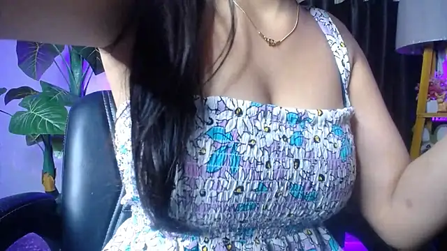 kiara_1122 webcam