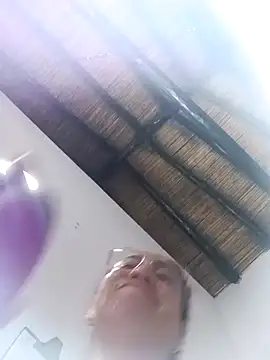 HealingHoney webcam