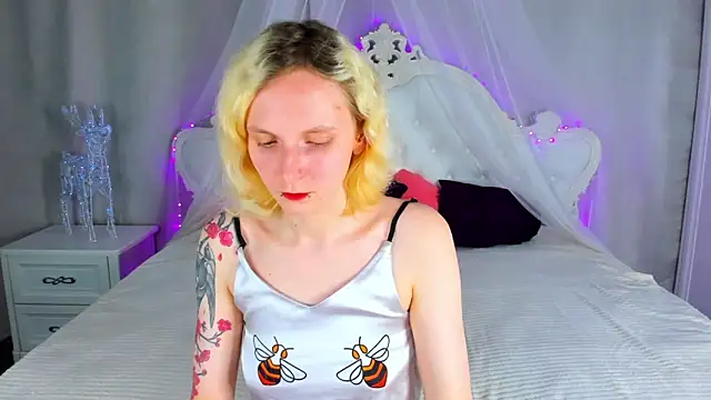 LikiLips webcam