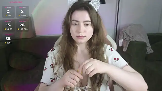 LovingWhisperr webcam