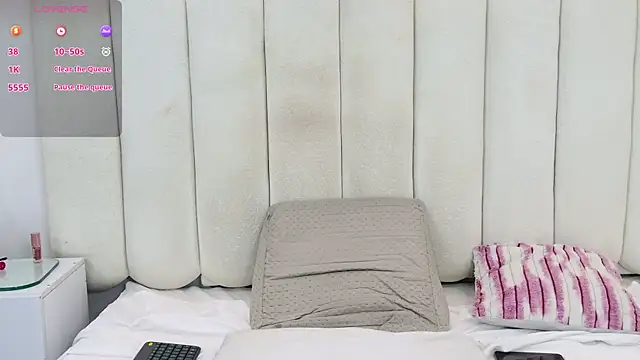 ela_ebony_ webcam