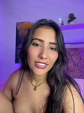 IIsabellaJones_ webcam