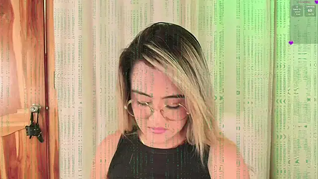 MaryMoon_ webcam