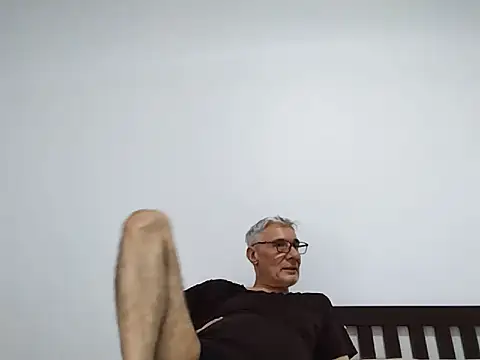 BIGUNCUTHARDCOCK webcam