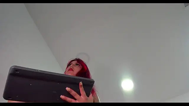 Maddy_Mills webcam