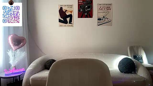 LinaMour webcam