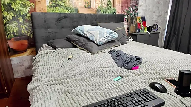 _littleangie_ webcam