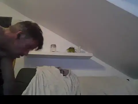 Cambitchboy webcam