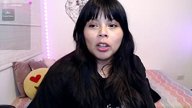 EllieMoonX webcam