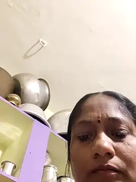 yamini1431 webcam