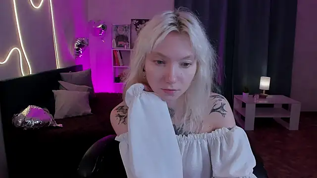 tattoo_art_baby webcam