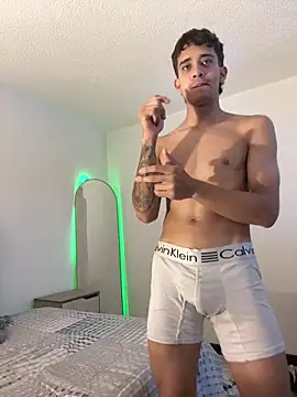 Lucas_her webcam