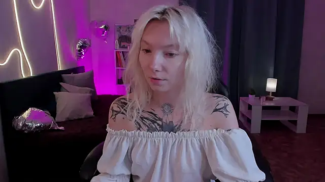 tattoo_art_baby webcam