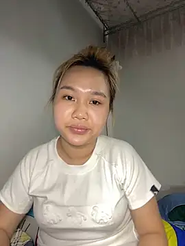 Almira6868 webcam
