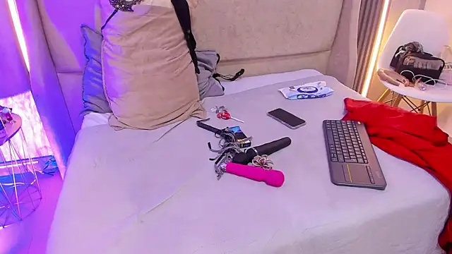 LezyTompson webcam