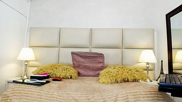 RosaliaMontero webcam