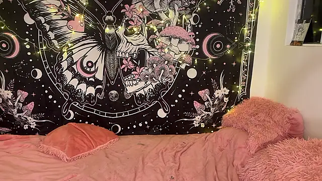 ari_kat webcam