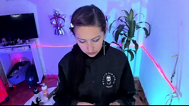 LucyStrike_ webcam