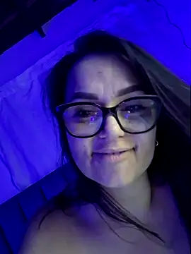 MariaPau_83 webcam