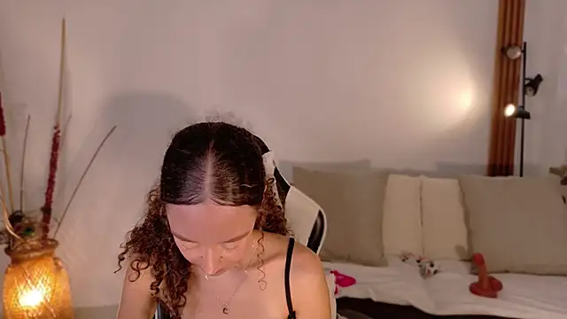 ChloeMoreti webcam