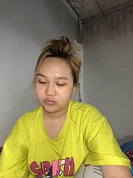 Almira6868 webcam