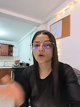 Coralinne__ webcam