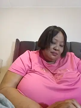 nancy111 (F milf) - Make me drip and squit on my toy baby