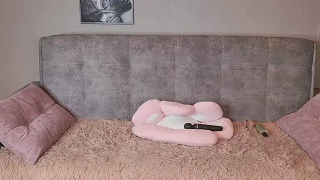 Curvy_Dynamite_ webcam