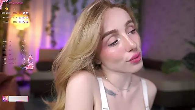 BabyyyLunaX webcam