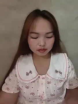 Mina_xYx webcam