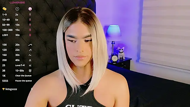 Scarlethvhonparker webcam
