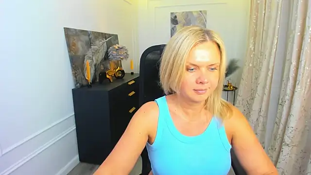 AgathaKlouin webcam