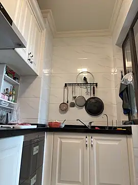 chick-888 live cam