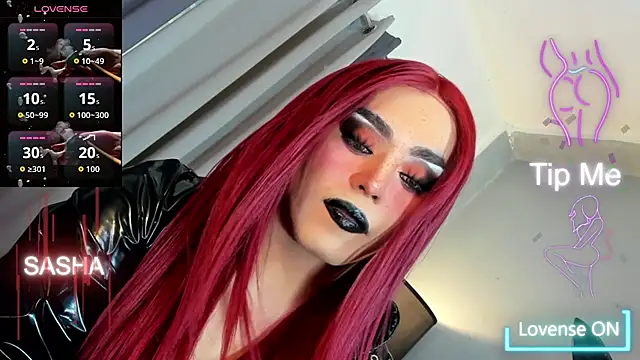 DominaAurumXXX webcam