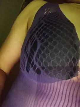 Bella_Morena27 webcam