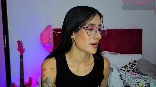 Miss_VeronicaW webcam