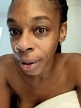 Jasmine_FullsShine webcam