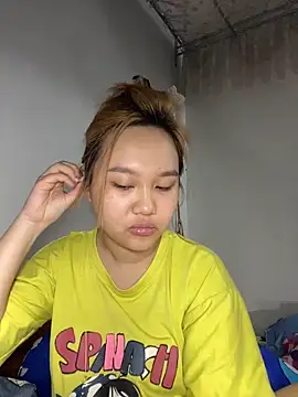 Almira6868 webcam