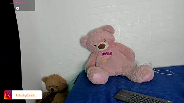 HaileyDuke webcam
