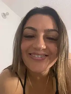 BellaViolet webcam