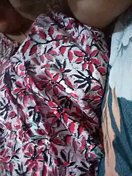 Trisha_71 webcam