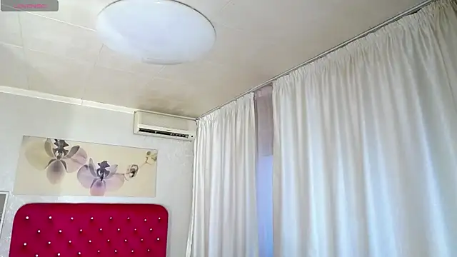 FrancescaFay webcam