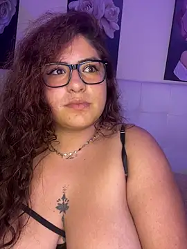 kylievoosx webcam