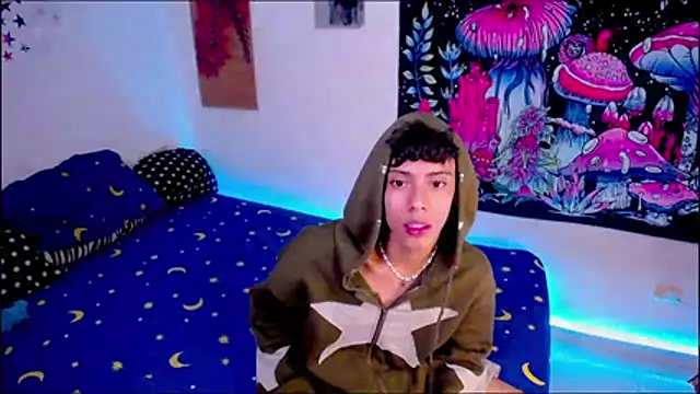 Thedoll_ethan7 webcam
