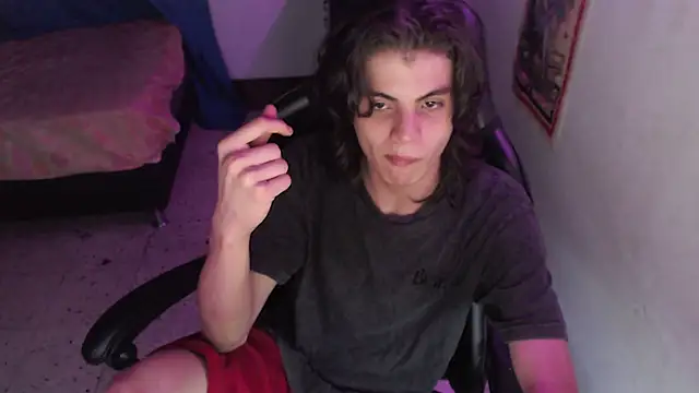 Elastic_Fantasy webcam