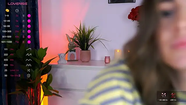 AishaSins live sex cam