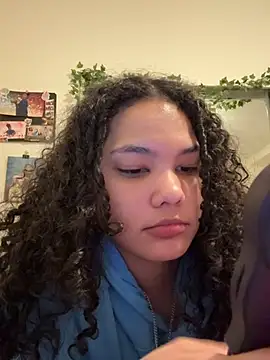 tastylolaaa webcam