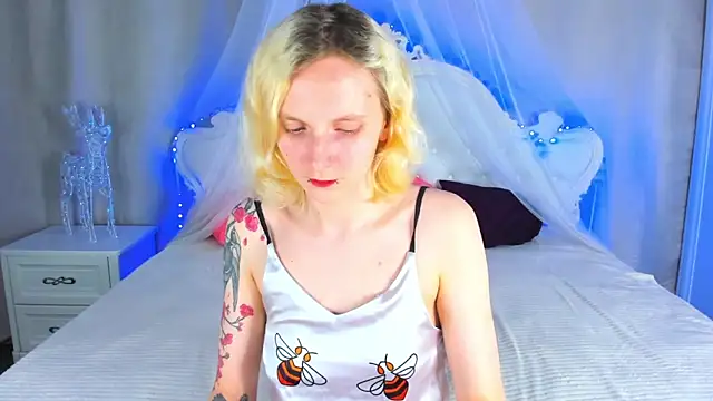 LikiLips webcam