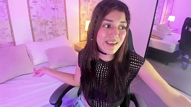 cristin_collins webcam